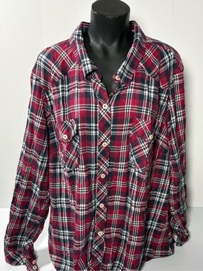 torrid Red Navy White Plaid Button-Down Shirt